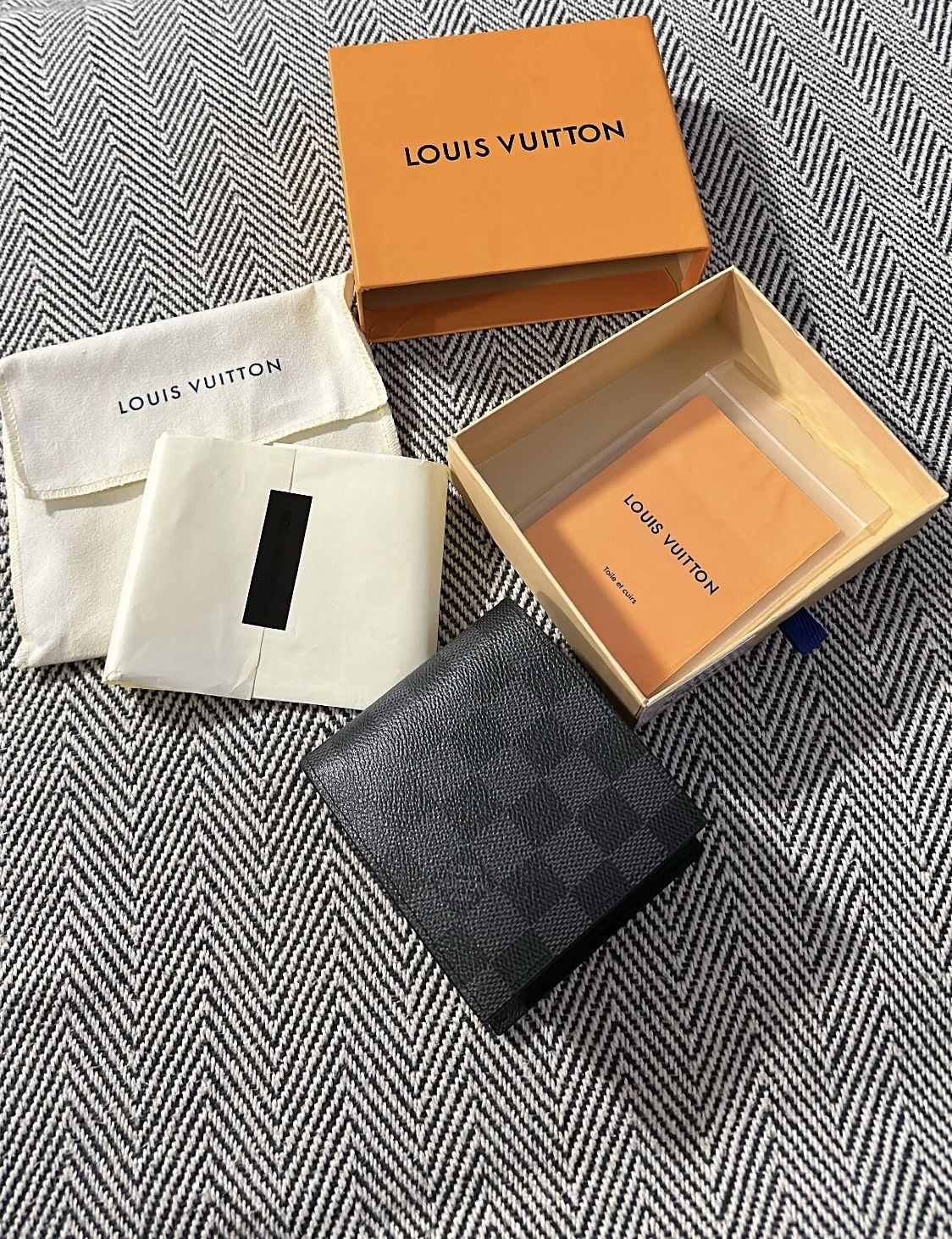 LV Wallet