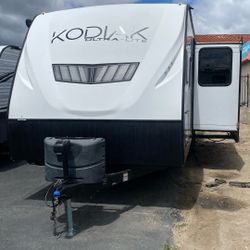 2022 Dutchmen Kodiak 283BHSL
