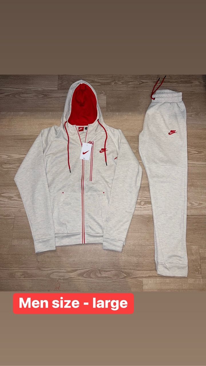 Grey N Red . Men Nike Sweatsuit . Size Large