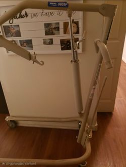 Invacare 9805P Manual Hydraulic Patient Lift