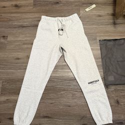 Essentials Fear Of God Sweats Light Oat (FW22) Cuffed