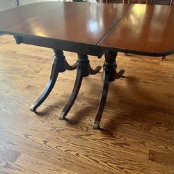 Duncan Phyfe Antique Dining Table