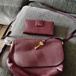 Women's Fossil Brand Purse With Wallet 