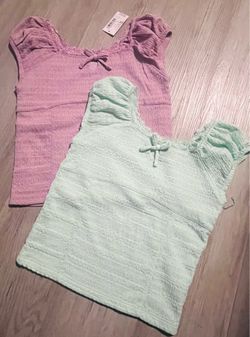 The children place girls top