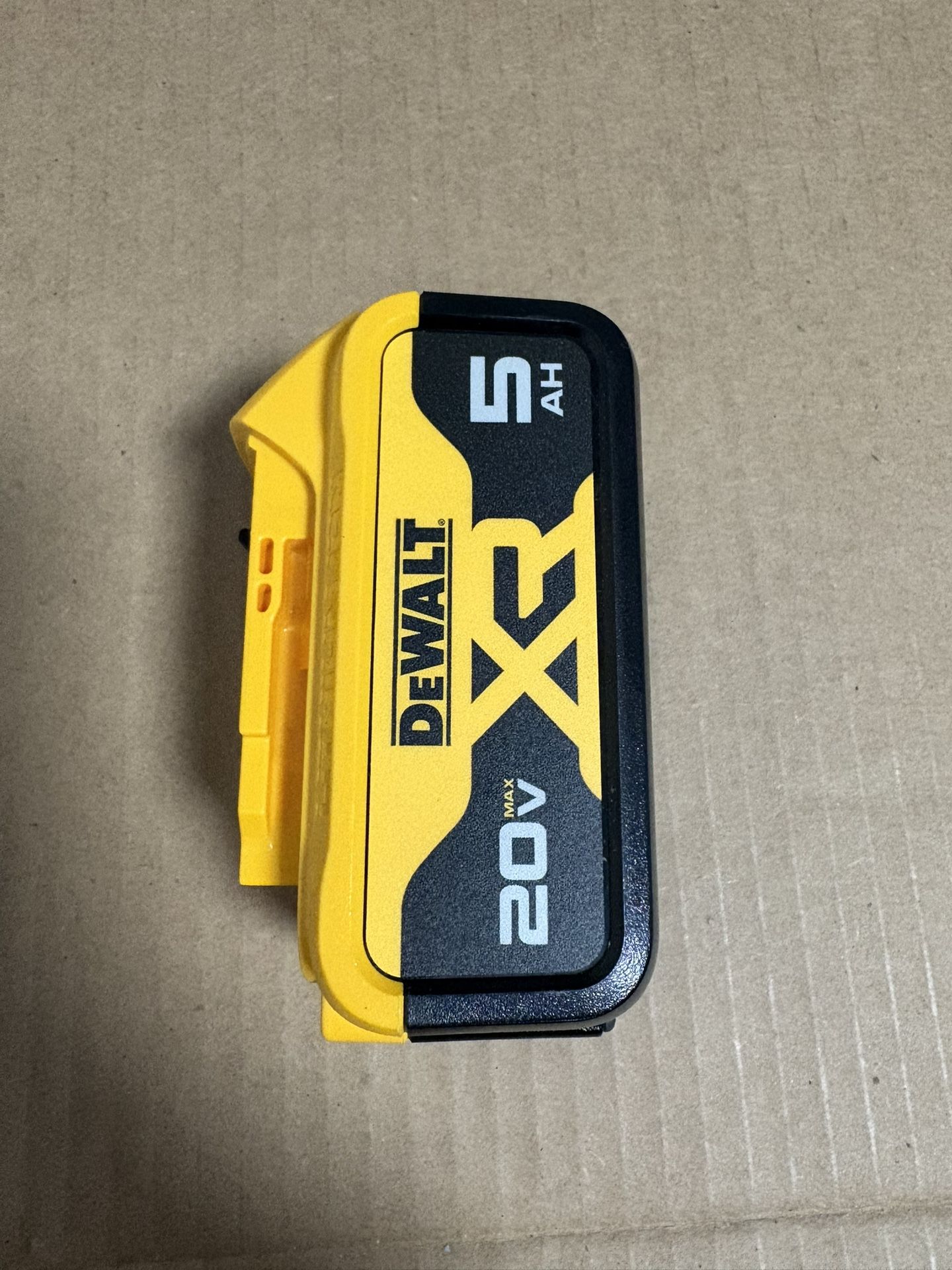 Dewalt Xr 20v Battery 5ah Brand New