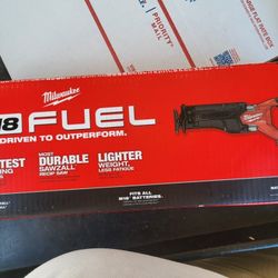 Milwaukee 2821-20 M18 Gen 2 FUEL SAWZALL Cordless Reciprocating Saw, Bare Tool