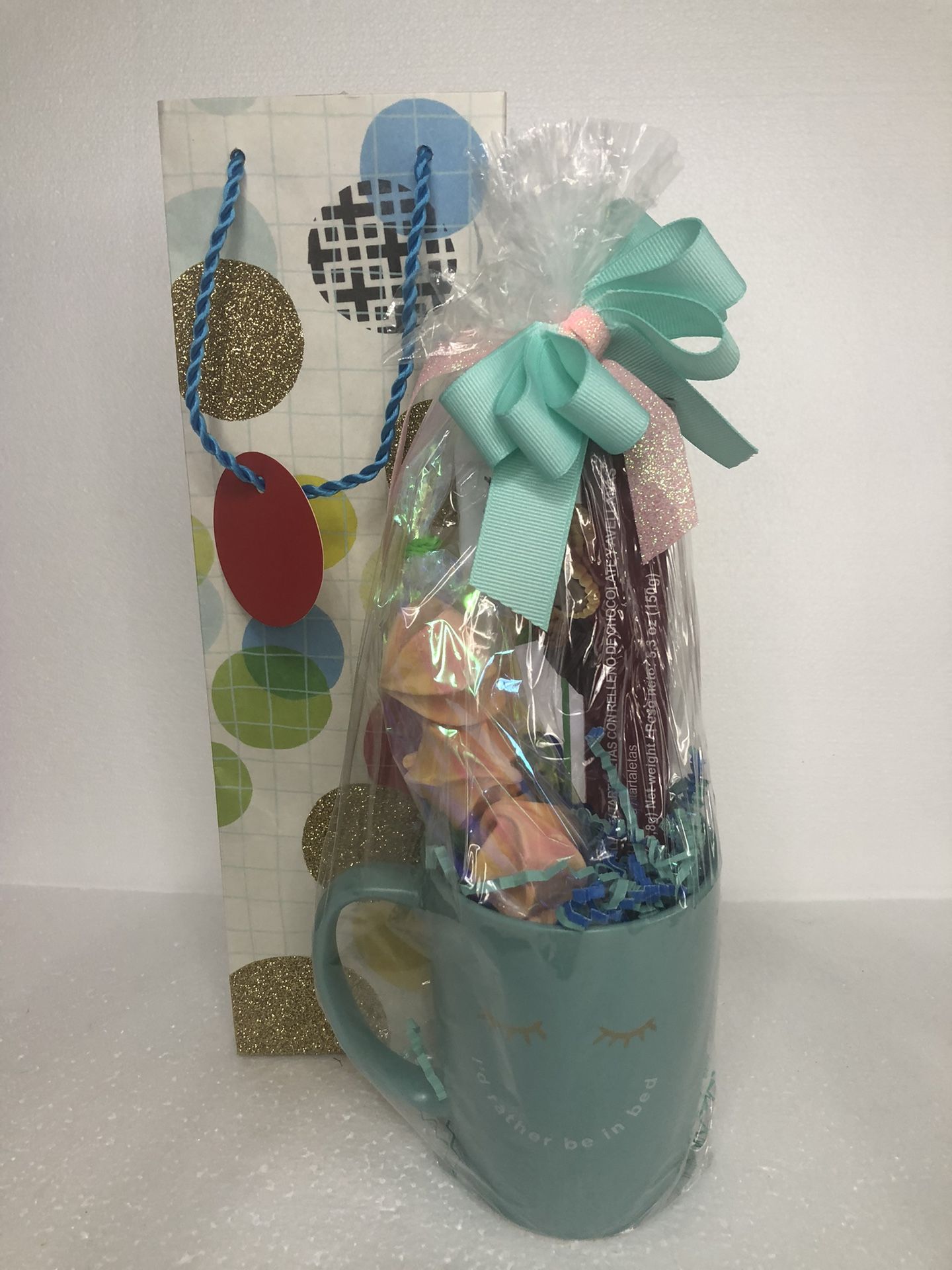 Gift Basket (decorated mug)