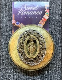 Our Lady of Miracles Vintage Rosary & Sweet Romance Metal Jewelry Box – New Condition