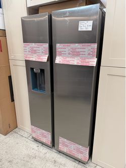 Samsung 27.4 cu. ft. Standard Depth Side-by-Side Refrigerator in Stainless Steel with Sphere Ice & External Water& Ice Dispenser