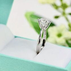 NEW! 1.5CTW Round Brilliant Solitaire, Certified Moissanite Gemstone Diamond Engagement/ Promise Ring, Please See Details 🌷