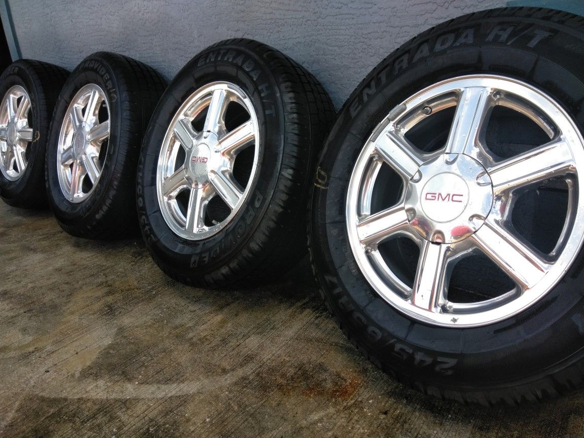 17"WHEELS AND TIRES FOR 2008 GMC ENVOY,TIRE SIZE (245/65/17),IN VERY GOOD CONDITION,MAY FIT DIFFERENT YEAR OR MODEL,PLEASE CALL OR TEXT