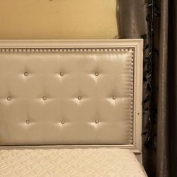 Verona Vegan Leather Standard Bed 