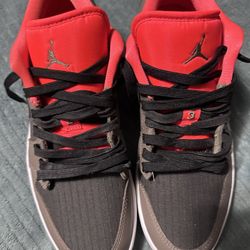 Air Jordan 1 SE Low Black Olive Bright Crimson