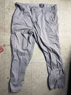 DENIZEN from Levi’s Men’s Cargo Pants W36 L30 – Light Gray