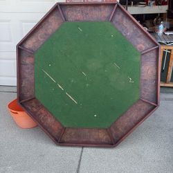 Poker Table FREE!