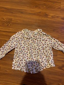 Old Navy top 12-18 months