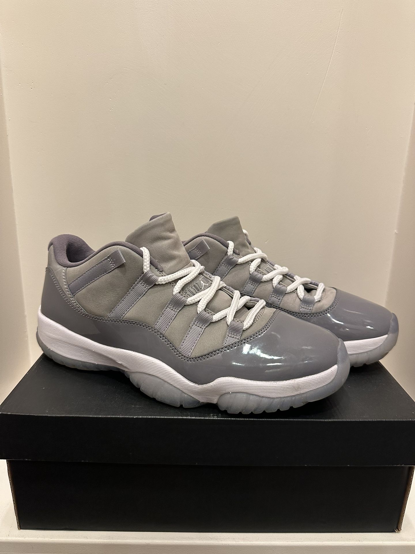 Nike Jordan 11 Retro Low Cool Grey Men's Size 10.5 528895-003