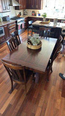 Solid cherry Wood Dining Table