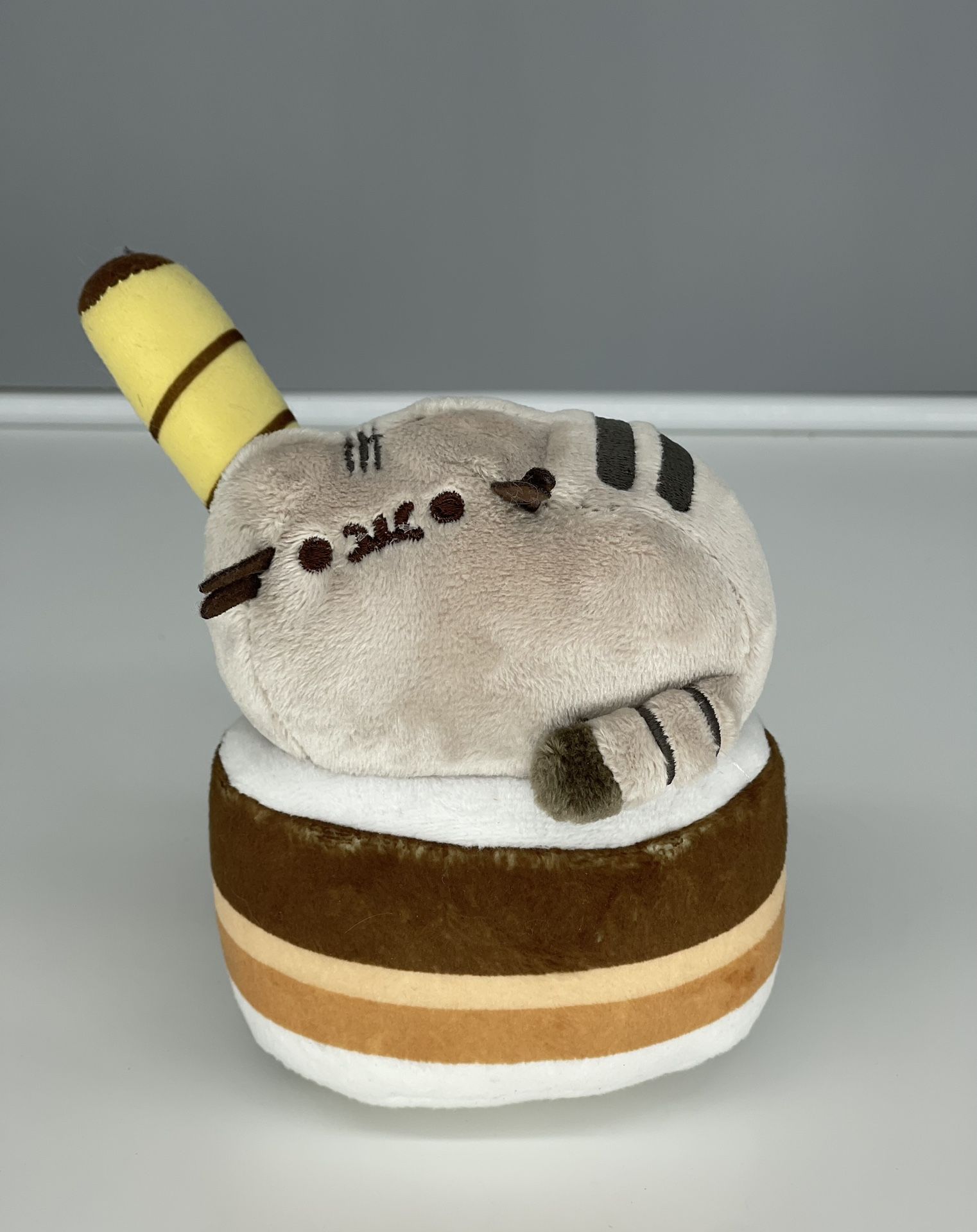 Pusheen Catfe Espresso Cup Plush - EUC
