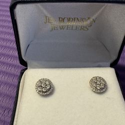 10WG DIAMOND EARRINGS