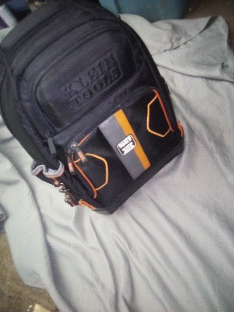 +2
The item is a Klein Tools backpack, likely the 62201MB MODbox Electrician's Backpack or the 55421BP-14 Tradesman Pro Backpack