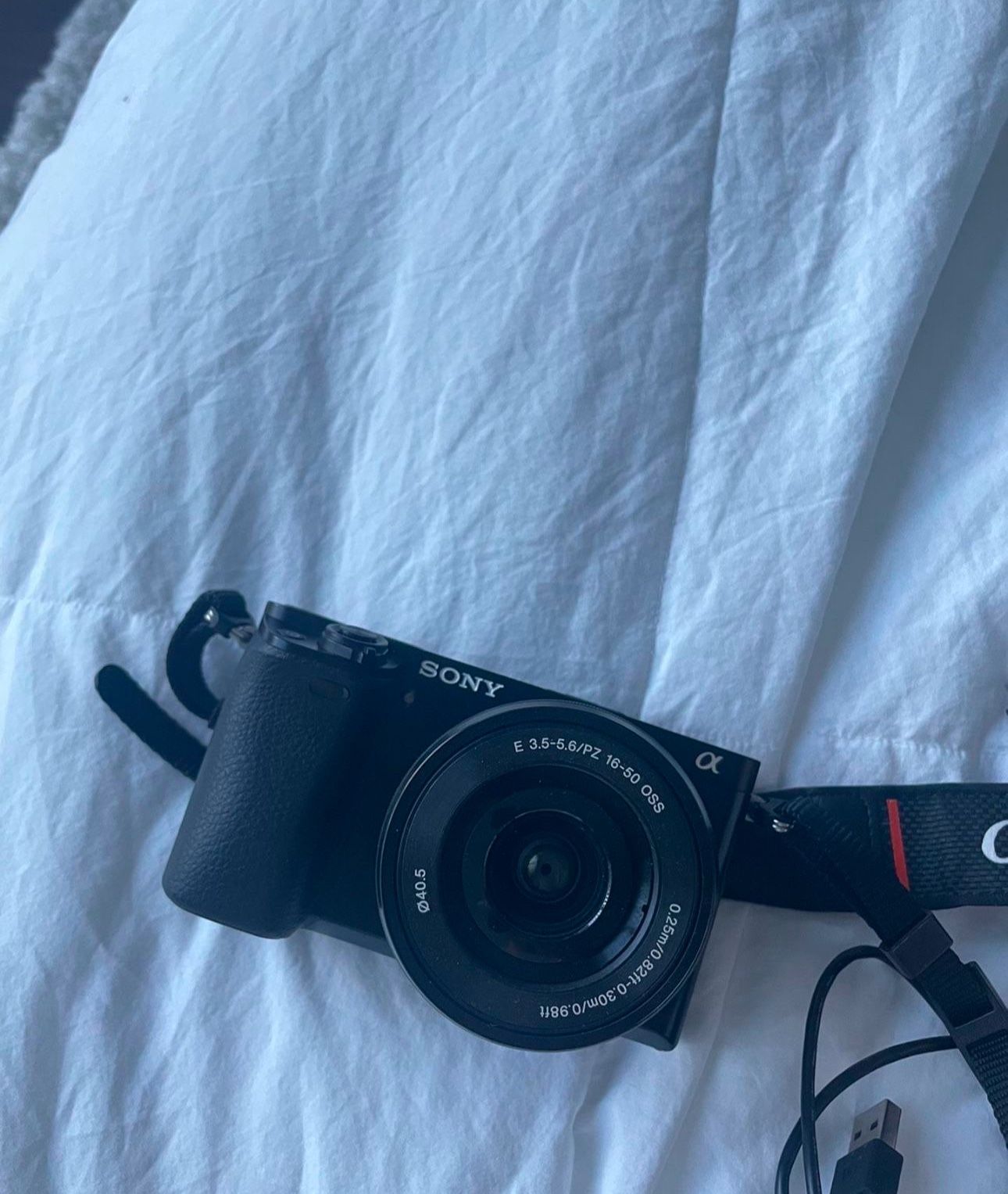Sony A6000