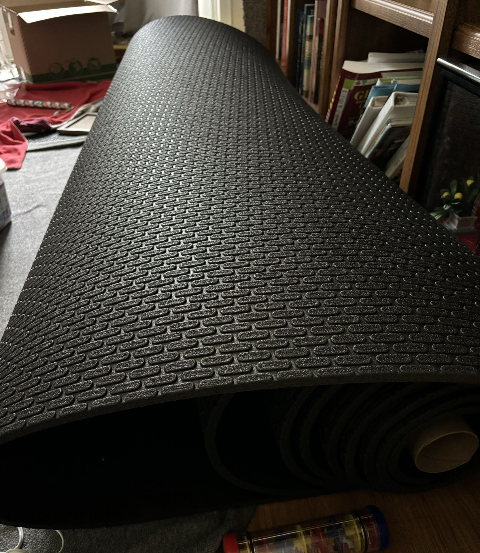 LifeProof 7/16 Inch Waterproof Premium Carpet Cushion Pad 200 Sq. Ft.