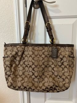 coach signature canvas tote