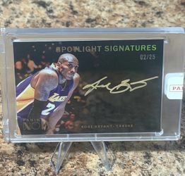 2014-15 Panini Noir Kobe Bryant Spotlight Signatures /25