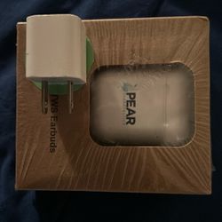 Pear Wireless Earbuds New Very Similar To Apple Earbuds Comes W/Real Apple Charger Block 