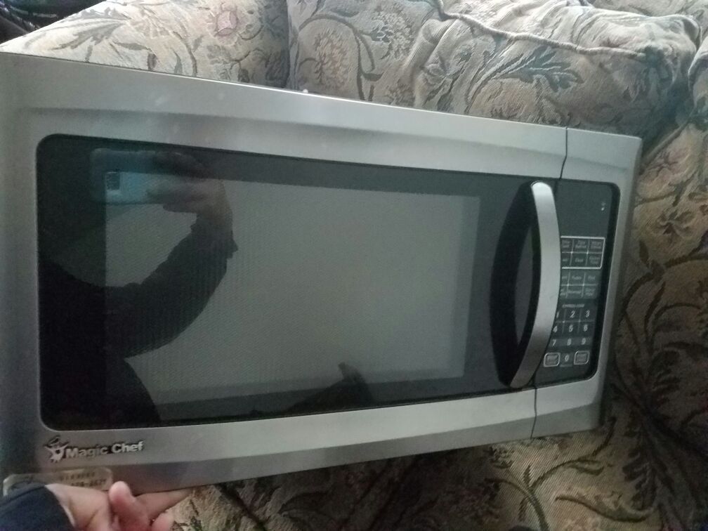 Magic chef microwave