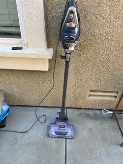 Sharks vacuum cleaner