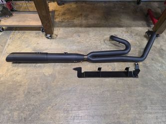 Indian Challenger 2 into 1 Freedom Performance Exhaust WITH driverside saddleback bracket