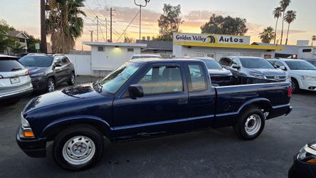 2003 Chevrolet S Truck