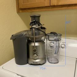 Breville Juicer (15”W x 16”H)