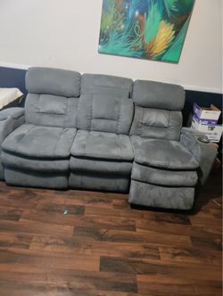 Gray Reclining Sectional Sofa w/ Cup Holders & Center Console
