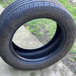 Single Used Tire 205/55/R16 GOODYEAR