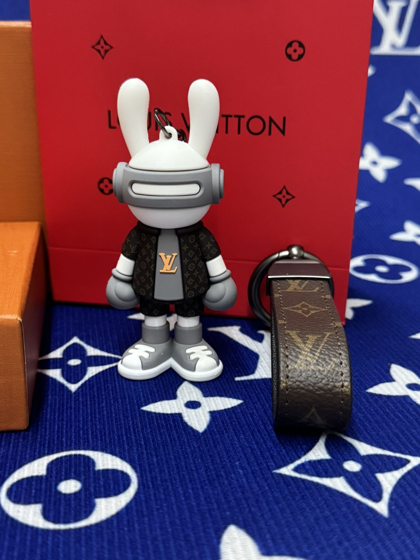 Louis Vuitton Gray Bunny & Leather Strap Combo Set - New in Box Luxury Gift