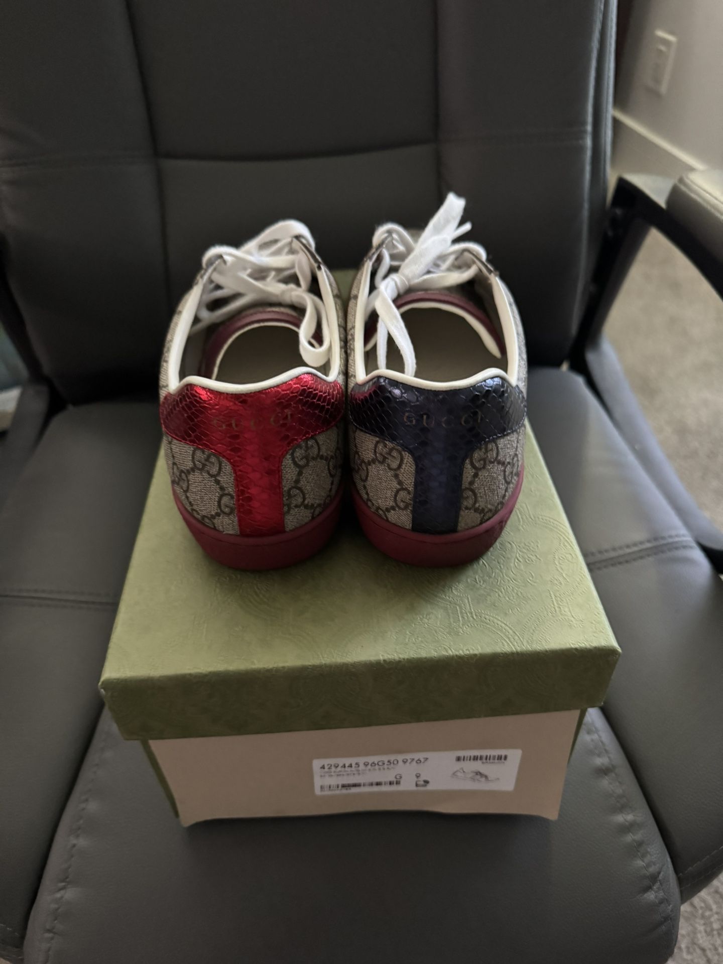 Gucci Shoes 