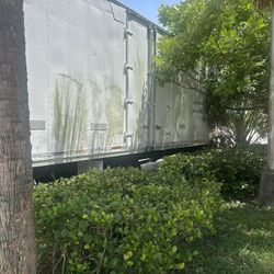 Moving Truck 