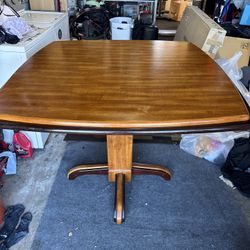 Used Kitchen Table $60.00 Great  Condition