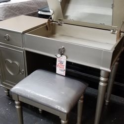 Antique silver vanity with stool