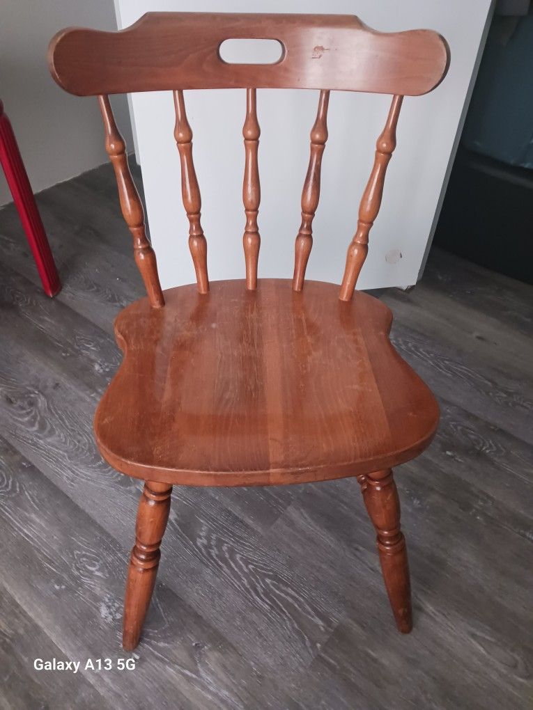 Single Chair