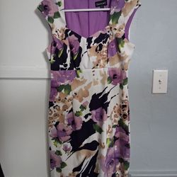 Floral Dress 👗 Size 8 SMALL/MEDUIM