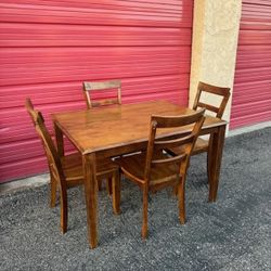 4 Chairs Table Set