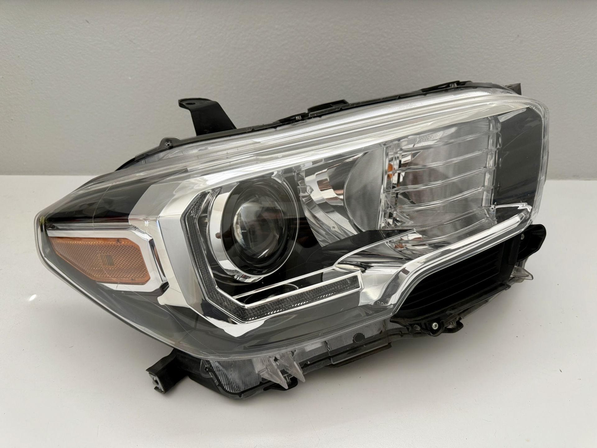 Toyota Tacoma Headlights 