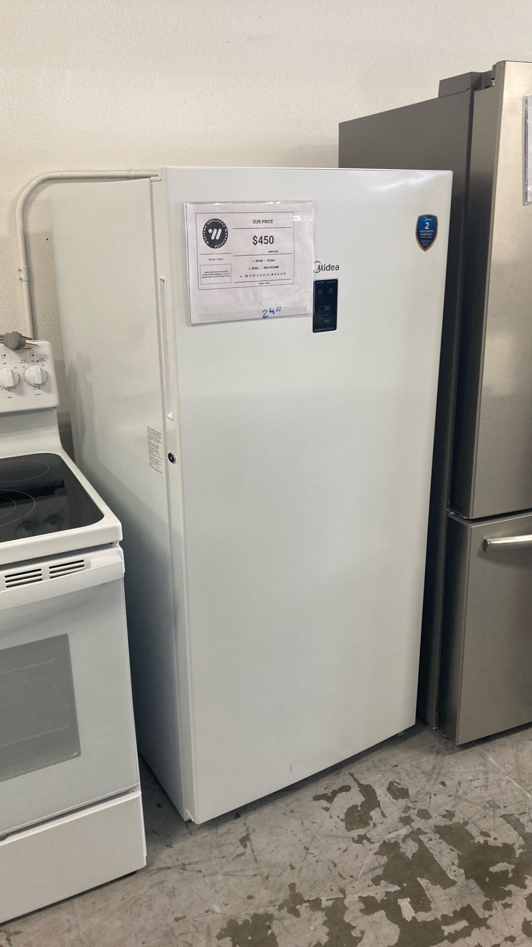 Midea Convertible Upright Freezer/Refrigerator 