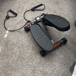 NiceDay Stepper/ Mini Stairs (from TikTok)