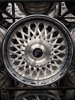 Brand new set 22" FORGIATO WHEELS