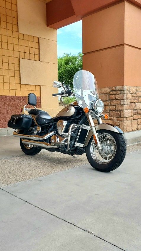 2011 Kawasaki Vulcan 900 Classic LT